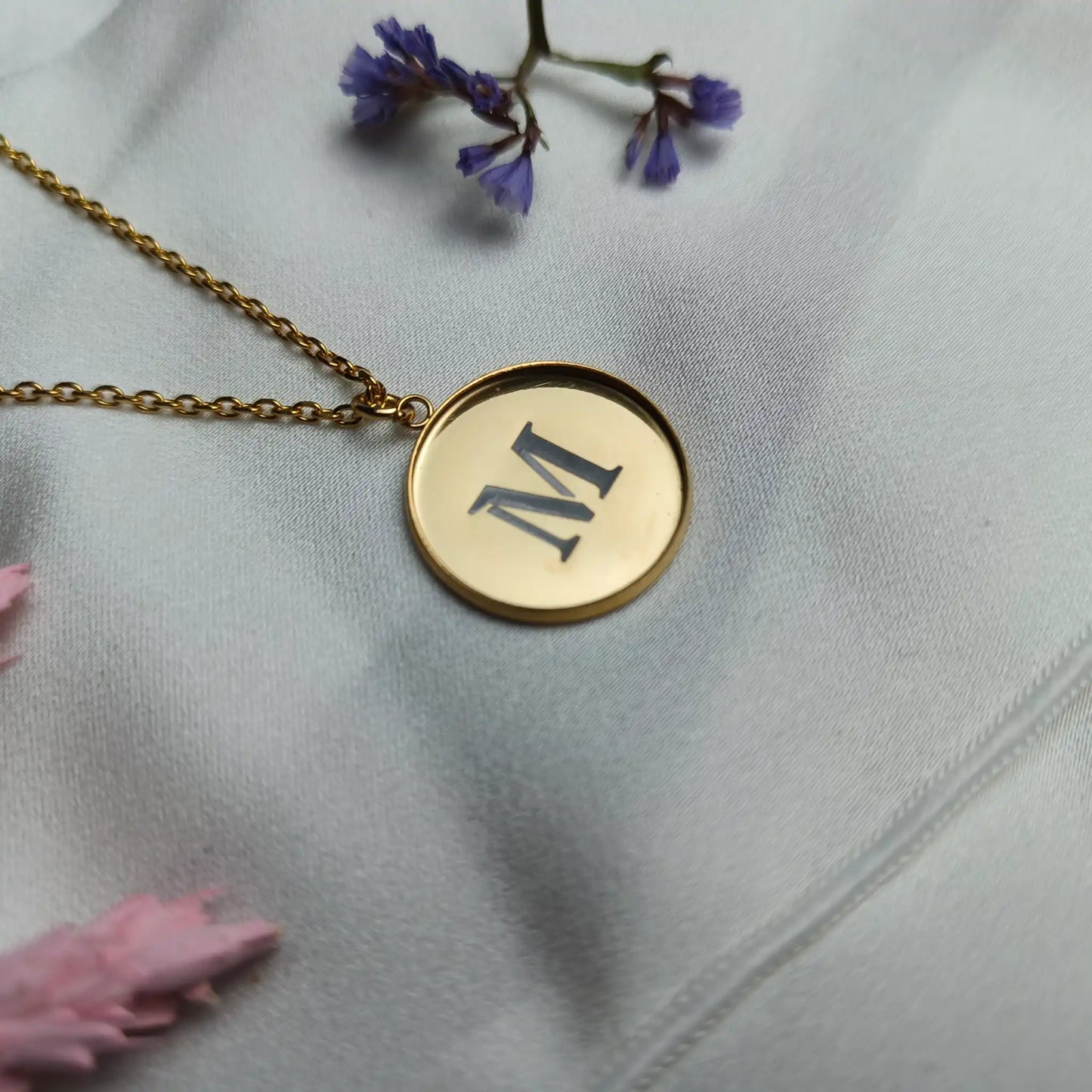 Ketting - Gold'n Medallion - Stainless Steel |  Gepersonaliseerd met Letter