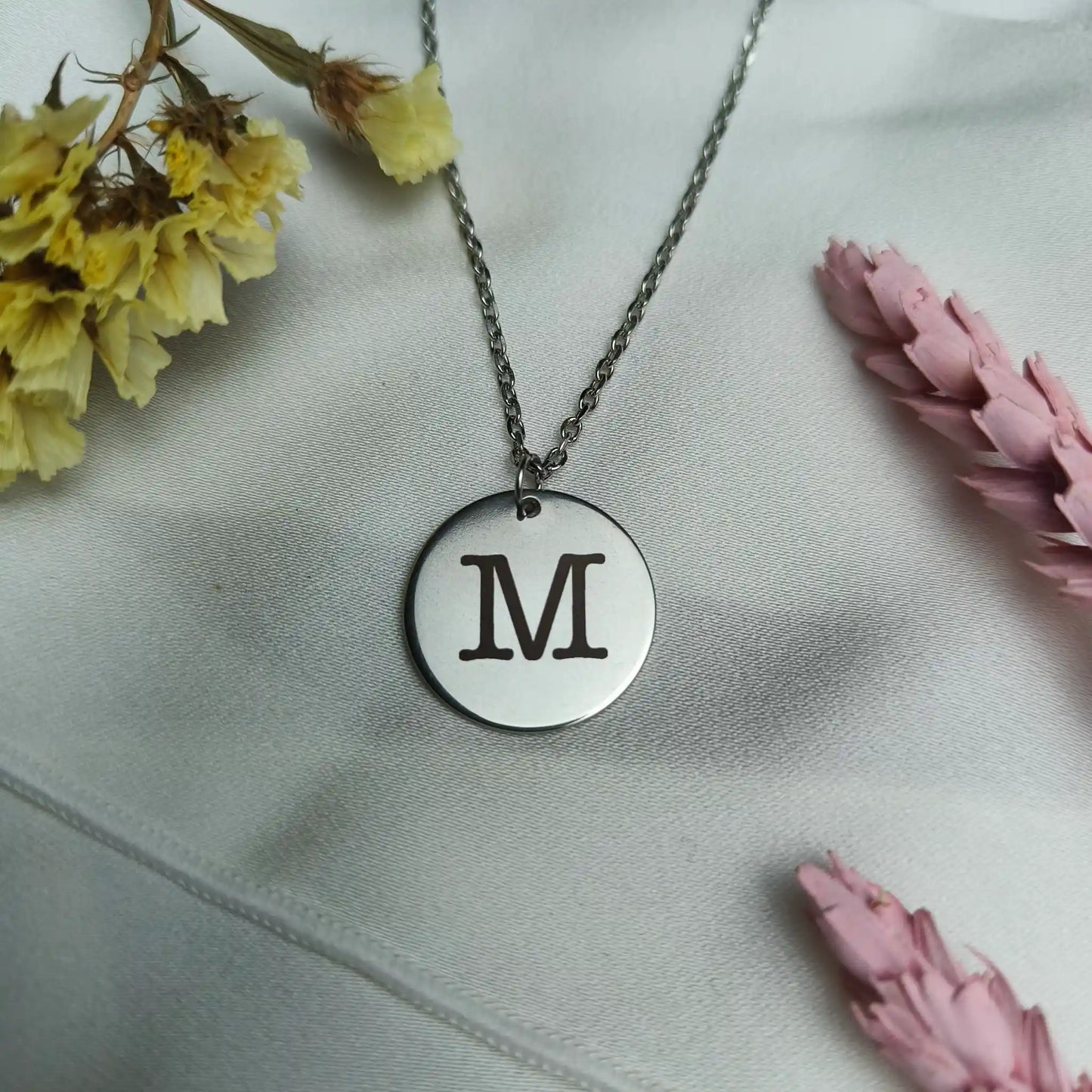 Ketting - Silv'r Coin - Geborsteld Stainless Steel | Gepersonaliseerd met Letter
