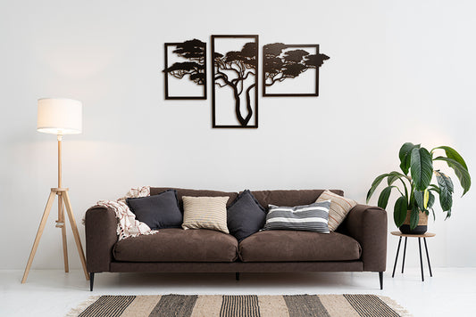 Een houten wanddecoratie van de Afrikaanse acacia boom in het zwart, uit drie delen