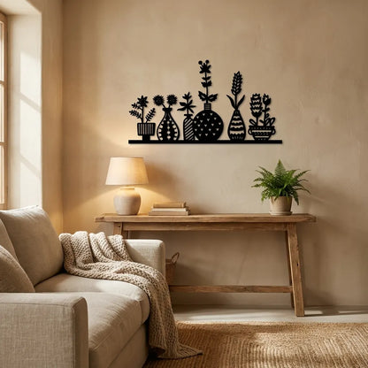 Houten wanddecoratie vazen en bloemen - zwart MDF, boven een sidetable