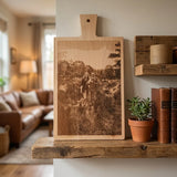 Houten borrelplank met een gegraveerde foto, een persoonlijk cadeau voor elke gelegenheid