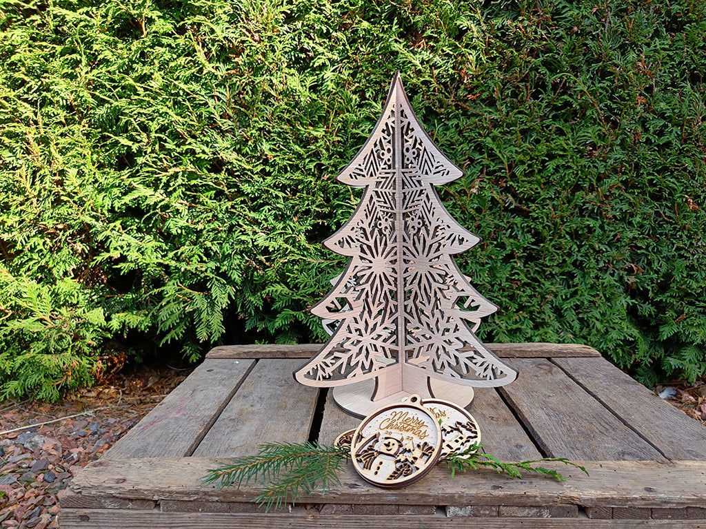 Houten kerstboom | Kerstdecoratie | Graveren